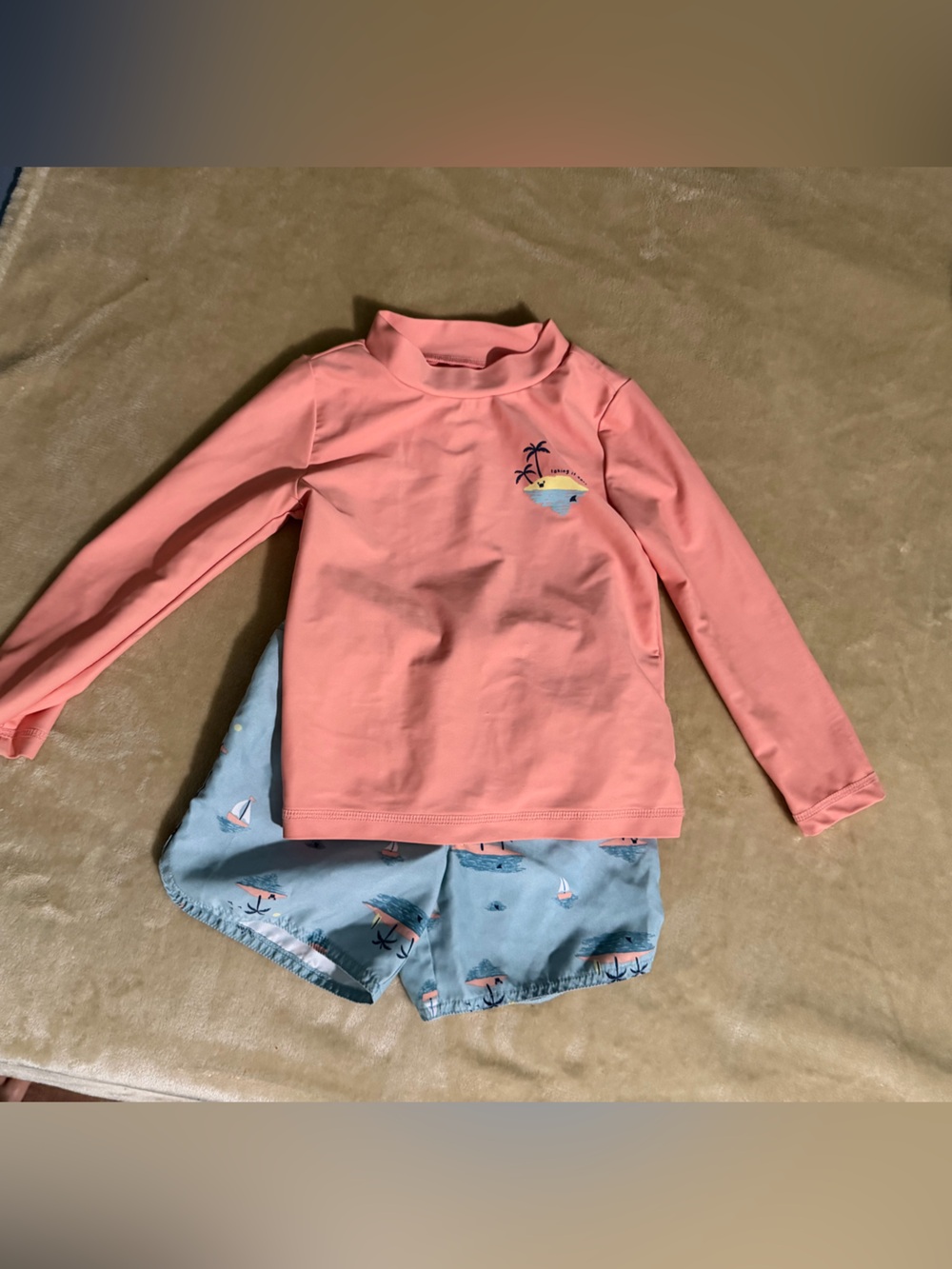 Boys Carter’s Coral Long-Sleeve Rash Guard Top 3t